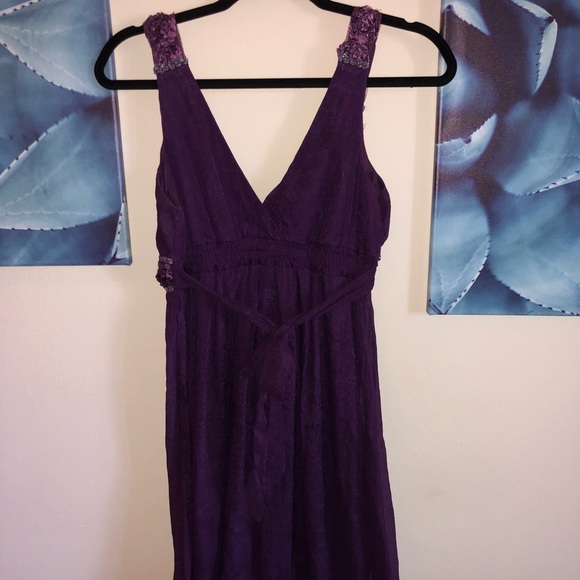 Beautiful Purple Dress with Accent Flowers - Picture 3 of 7